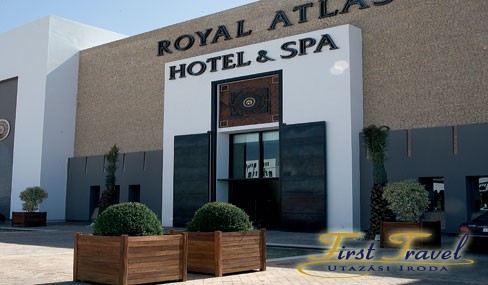 RoyalAtlas01
