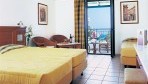 Chrissi Amoudia Hotel 04-szoba