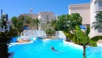 Adonis castalia Resort 02-medence