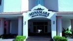 Minamark Beach Resort 01-bejarat.jpg