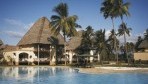 Sandies Pwani Beach Resort 02-medence2.jpg