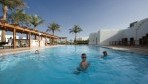Sharm-Resort-Hotel02-medence2.jpg