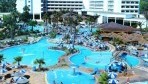 AdamsBeach02-medence.jpg