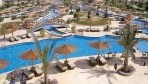Hilton Long Beach 02-medence.jpg
