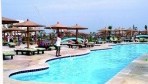 Hilton Long Beach 02-medence6.jpg