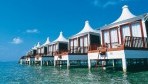 Chaaya Lagoon Hakura 02-bungaló.jpg