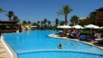 Sol Y Mar Club Makadi 02-medence.jpg