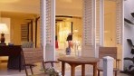 Round Hill Hotel 03-szoba.jpg