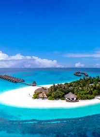 Angaga Island Resort ****