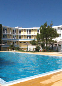 Lambi Hotel ***