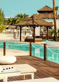 SENTIDO H10 White Suites ***+ 