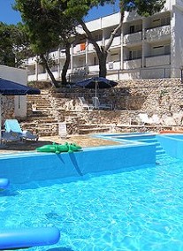 Murter - Hotel Colentum***