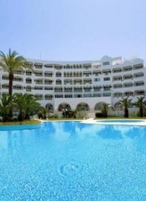 Delphine El Habib **** Delphine El Habib ****