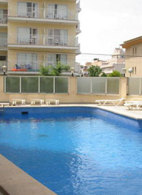 Geminis Hotel ***