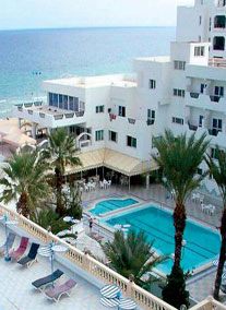 Karawan Hotel ***