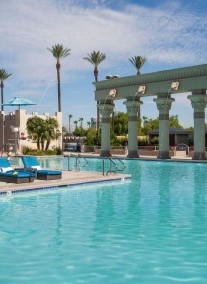 Luxor Resort & Casino *** Luxor Resort & Casino ***