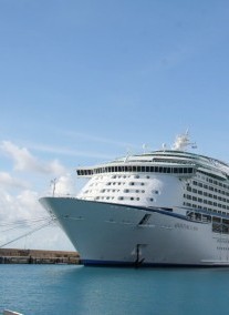 7 éjszaka hajóút Hajótársaság: Royal Caribbean Cruise Hajó neve: Adventure of the Seas Útvonal: San Juan-Philipsburg-Basseterre-St.Johns-Castries-Bridgetown-San Juan 7 éjszaka hajóút Hajótársaság: Royal Caribbean Cruise Hajó neve: Adventure of the Seas Útvonal: San Juan-Philipsburg-Basseterre-St.Johns-Castries-Bridgetown-San Juan