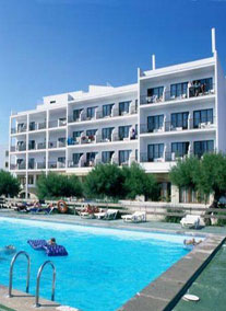 More Hotel ***