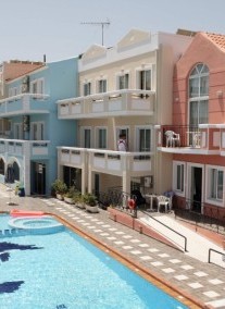 Epimenidis aparthotel **+