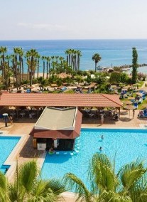 Cavo Maris Beach *** 