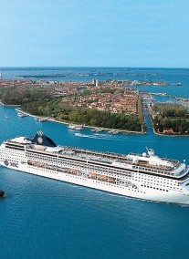  11 éjszakás hajóút Hajótársaság:MSC Cruises Hajó:MSC Opera Útvonal: Warnemünde-Gdynia-Klaipeda-Riga-Tallinn-Szentpétervár-Helsinki-Stockholm-Koppenhága-Warnemünde